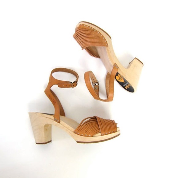 Swedish Hasbeens Shoes - Hashbeens Leather and Wooden Clog Heels